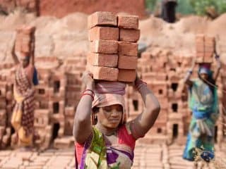 Labour working in field